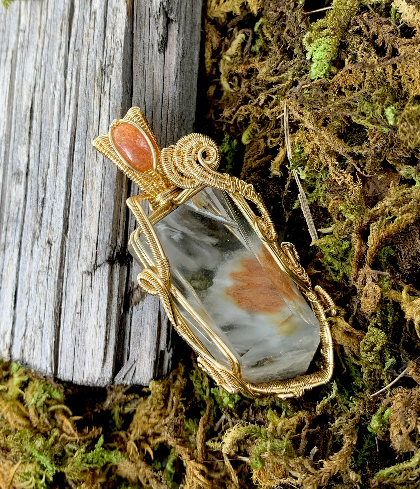 Amphibole Quartz Talisman se slunečním kamenem